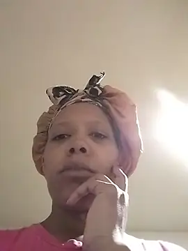 SITHANDRAH online show from March 18, 9:47 am