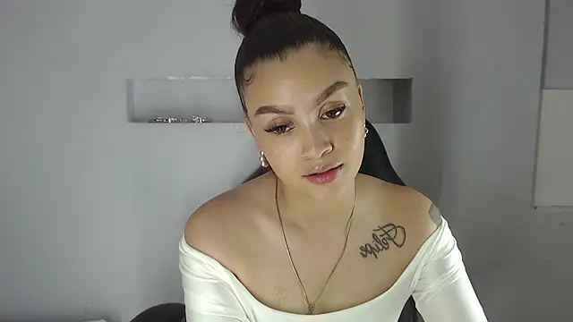 rossibaker online show from November 12, 3:26 am