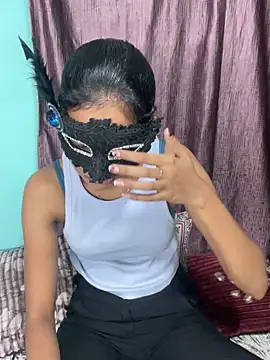 leenaboyxh online show from December 20, 1:04 pm