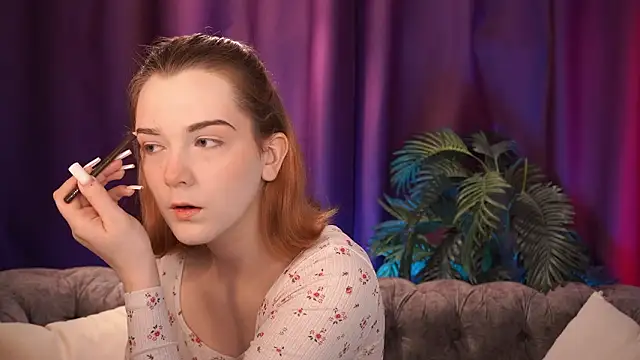 AvaRyder online show from February 19, 1:43 pm