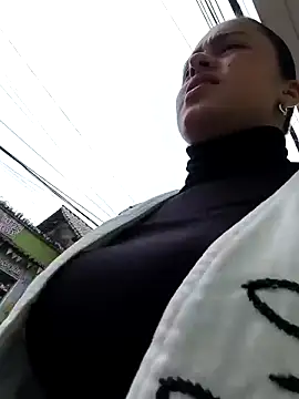 ALEJA  22 online show from April 16, 8:08 pm