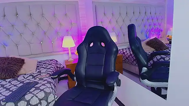 Liathompson FG online show from March 19, 7:51 pm