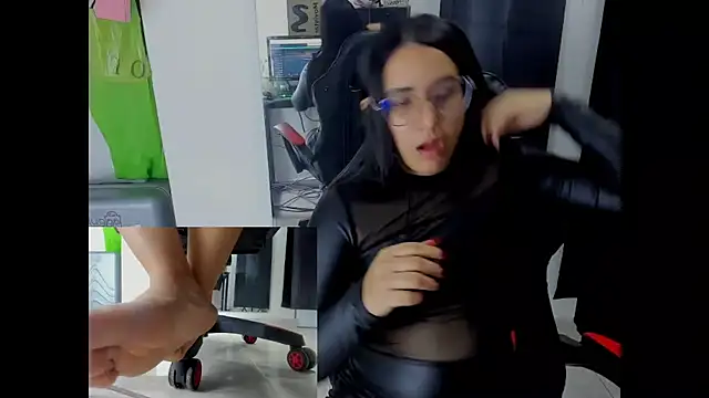 queen findom1 online show from December 14, 2:50 am