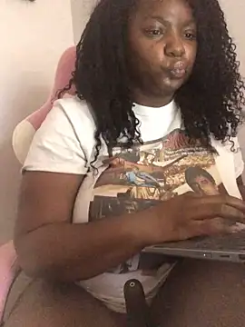 Fxncymuse online show from February 9, 7:38 pm