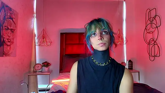 luxiel  online show from May 23, 9:35 pm
