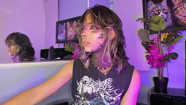 luxiel  online show from November 26, 10:44 pm