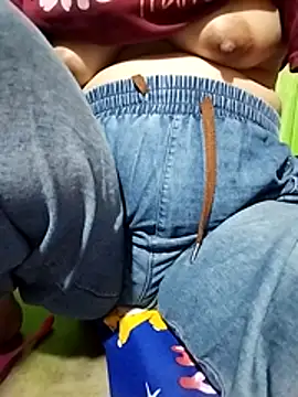 Lynn-122 online show from March 2, 5:30 am