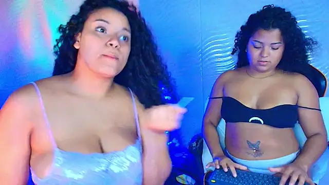 CurlyAliccia  online show from December 4, 2:03 am