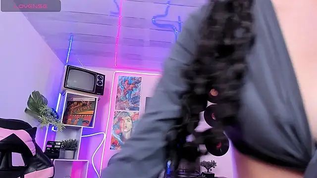 Heidy palmer online show from February 10, 8:45 pm