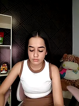 VirginPussyAnita18 online show from November 8, 8:25 pm