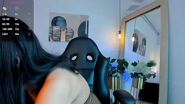 sara  gomez online show from December 16, 4:07 am