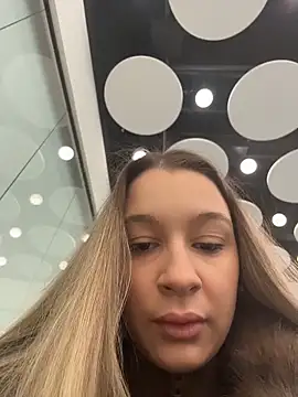 SashaCatt online show from November 26, 7:42 am