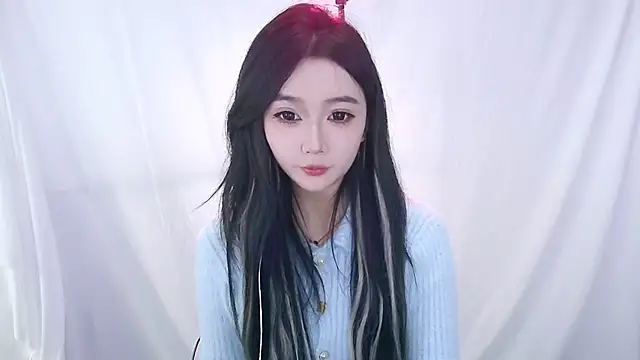 2w1sh online show from November 11, 8:11 am