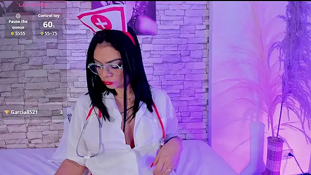 sofiaalarson online show from February 12, 2:08 pm