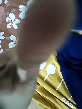 saniya24824 online show from April 11, 5:38 pm