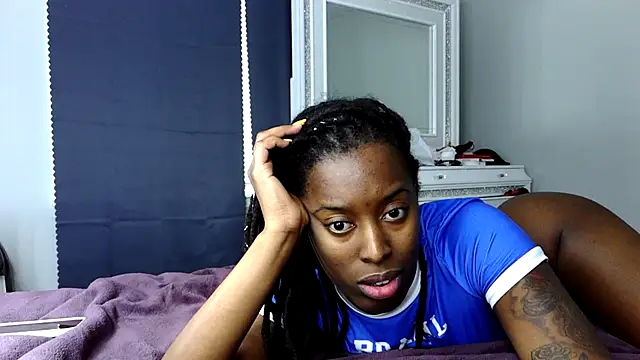 EgyptMonroe2 online show from November 19, 9:15 pm