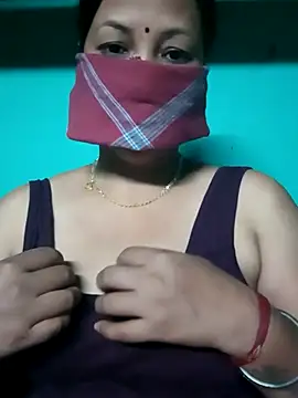 Hot  girls001 online show from November 10, 6:25 pm