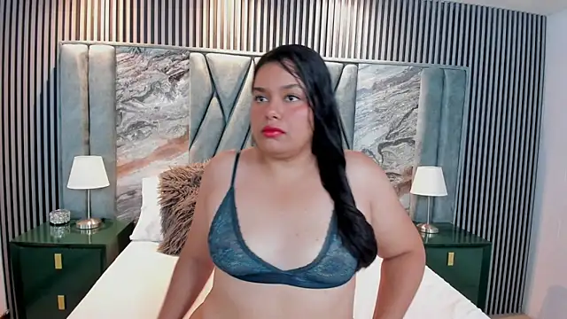 charlott divine online show from November 18, 12:17 pm