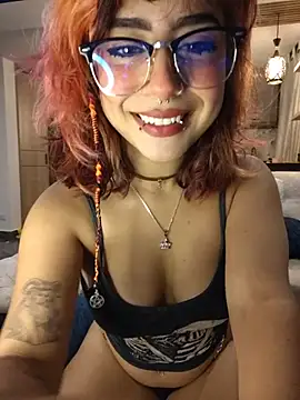 Sarah Lark- online show from June 10, 12:10 am