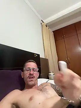 Lucasjandre online show from May 16, 2:03 am
