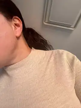 oo-shanshan online show from March 27, 12:01 am