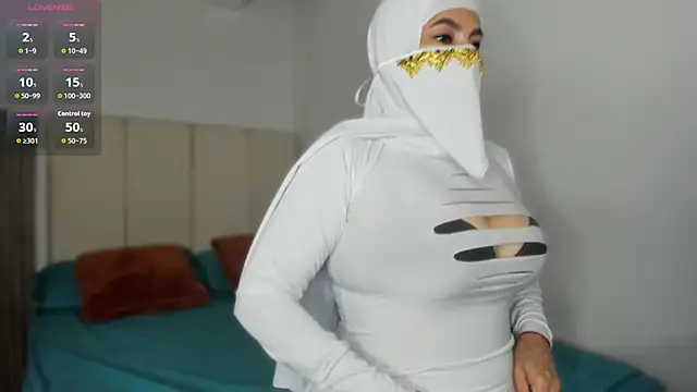 Hannaa Dolly online show from November 15, 3:07 am