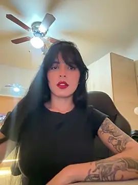 Cristal Cerati  online show from April 16, 1:50 am