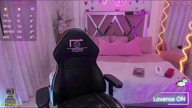 ISABELA TAY online show from March 18, 11:48 am