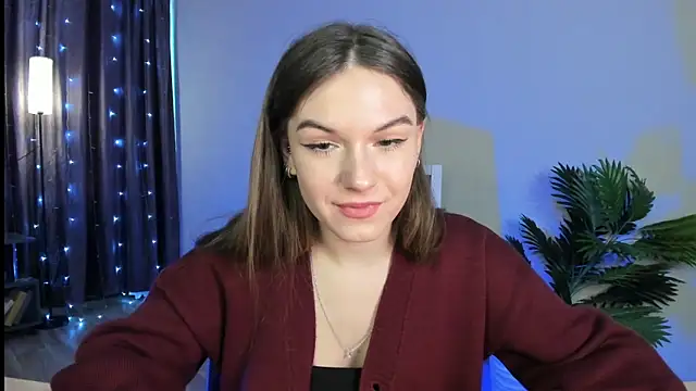 luna lust 212 online show from January 19, 12:01 pm