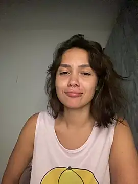 carolsapequinha online show from July 28, 1:43 pm