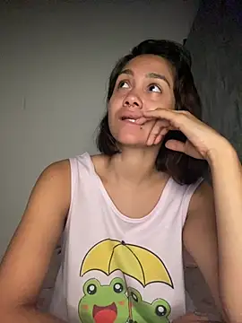 carolsapequinha online show from July 28, 11:08 am