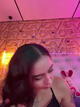 MelanyyJhonson15 online show from February 6, 2:26 am