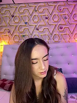 MelanyyJhonson15 online show from March 21, 3:44 am