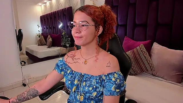 avrilwaynee online show from November 27, 11:57 am