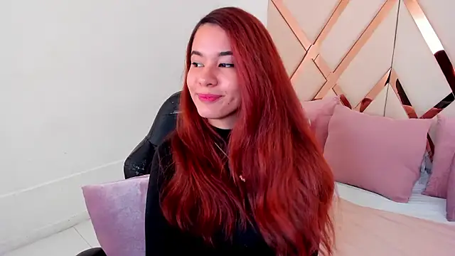 avrilwaynee online show from February 3, 11:59 am