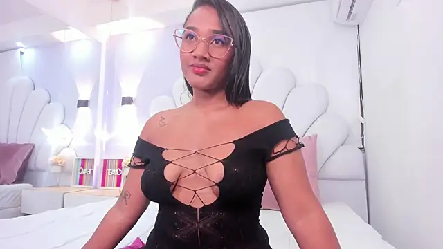 anna jules online show from December 18, 10:14 pm