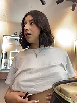 GinebraBelucci online show from November 25, 12:57 am