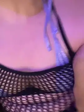 Zaphiro007 online show from July 17, 4:17 am