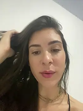 fer-nanda online show from April 16, 9:50 pm