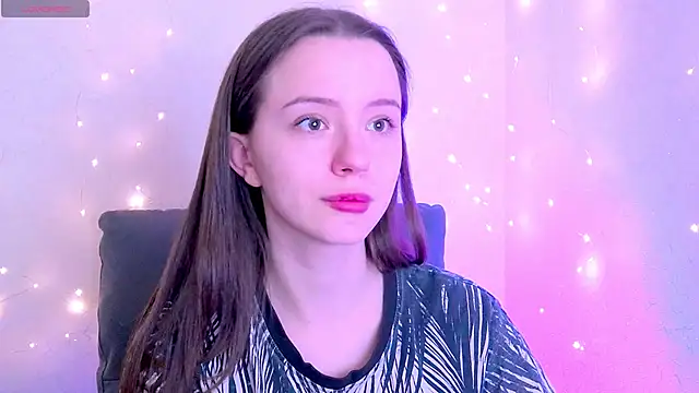 BellaVelure6767 online show from March 7, 9:11 pm