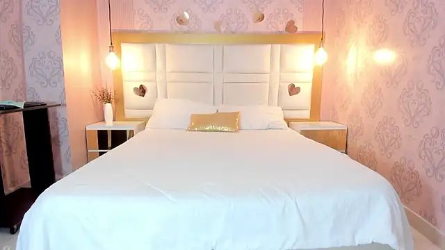 arietta skinny online show from February 26, 7:46 pm