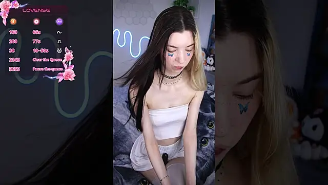 Emmie shy online show from July 27, 1:19 pm