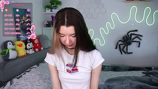 Emmie shy online show from March 20, 11:48 am