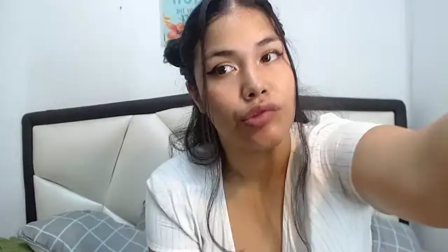 Channel Mills online show from April 16, 11:40 pm