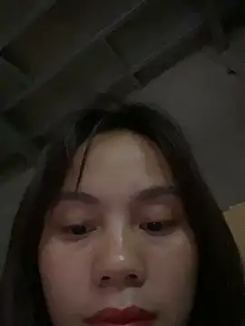 Trangbabylove online show from April 10, 8:09 am