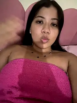 Larissa xxe online show from December 14, 11:10 pm