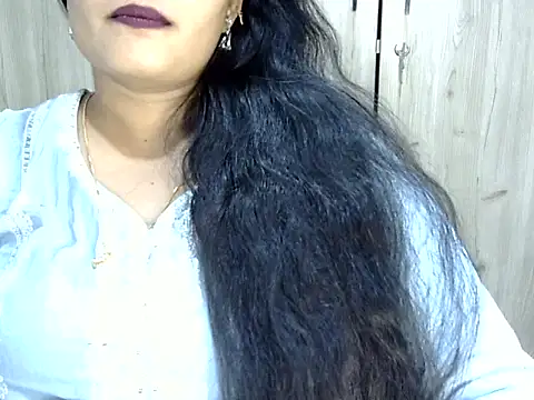 Muskan Jha online show from April 5, 3:44 pm