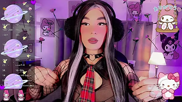 dearAlanaxxx online show from February 16, 9:25 pm