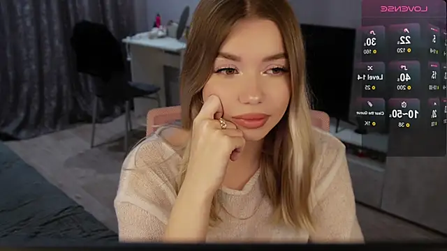 maymaymaymayy online show from November 17, 1:28 am