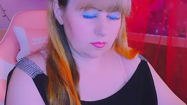 BESTLOLA online show from June 13, 10:34 am